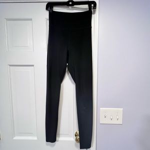 Girlfriend Collective Seamless Leggings in Black